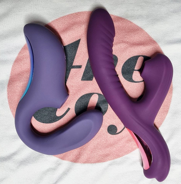 LELO Enigma Wave vs Tracy's Dog Beta Rabbit