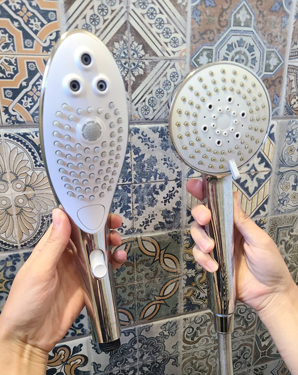 Womanizer Wave vs Conventional Shower Head
