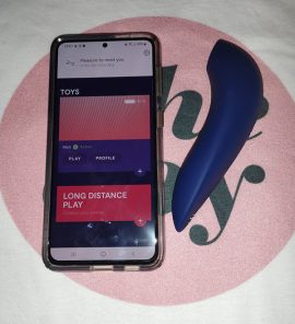 Best 8 Clit Sucking Sex Toys [You'll Love Them!]