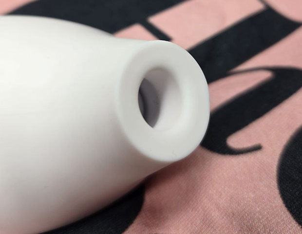 Close-up of LELO Sona 3’s nozzle showing deep, narrow design that created a strong seal for pinpoint stimulation during testing