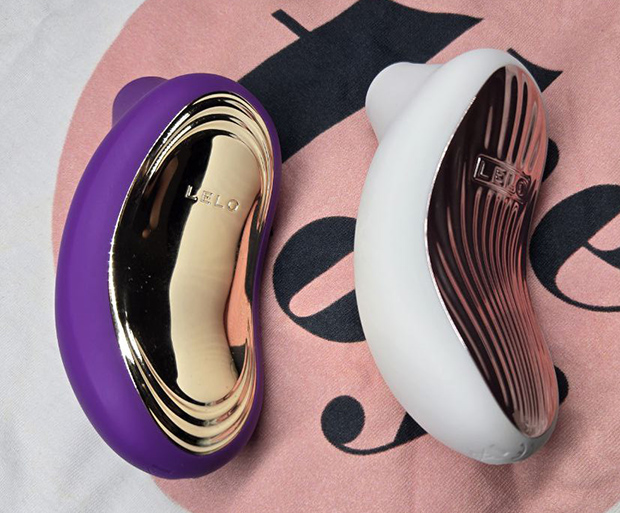 Side by side comparison of LELO Sona 2 (left) and LELO Sona 3 (right) with the difference in their backs visible.