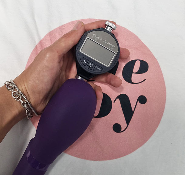 Measuring We-Vibe Wand 2 softness with a durometer