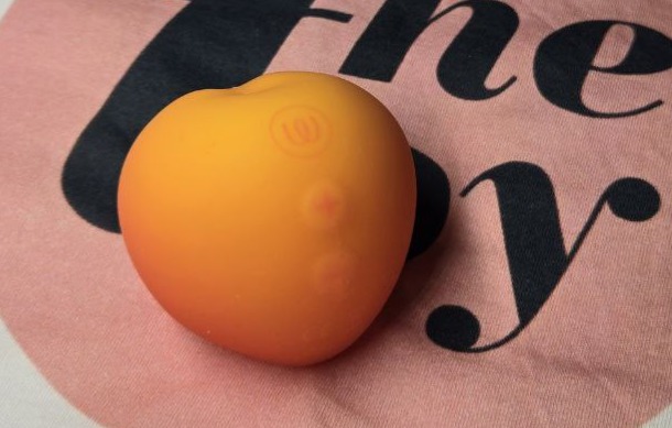 Womanize Peach Design