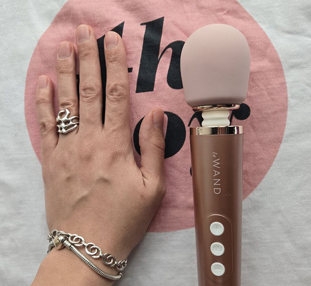 Best Wand Vibrator in 2026: I Tested 21 Wands With a Vibrometer and My Own  Nervous System. Here's What Actually Matters.