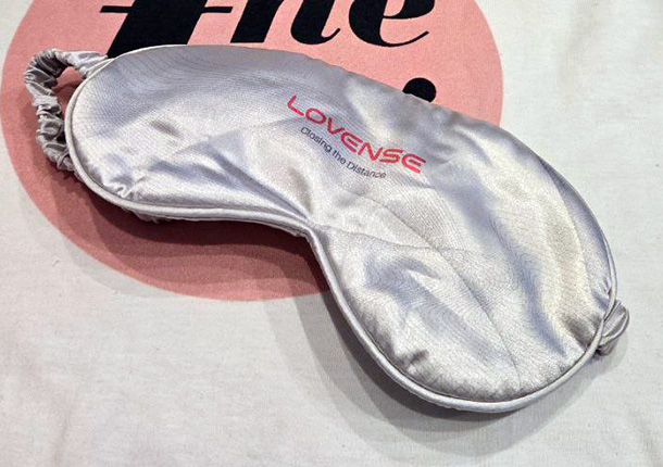 Lovense Lover set accessories: blindfold