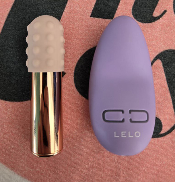Le Wand Bullet vs LELO Lily 3