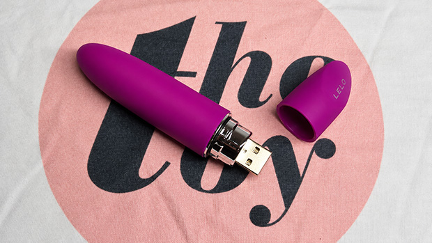 garter belt wedding history LELO NEA Clitoral Vibrator Purple main image 1