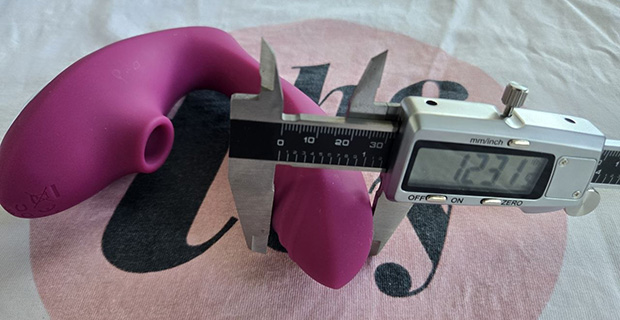 Lovehoney Mon Ami Dual stimulator precise measurement of G-spot arm with digital caliper